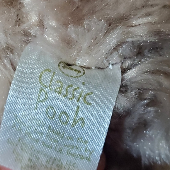 Classic Pooh stuffed toy - Picture 4 of 4